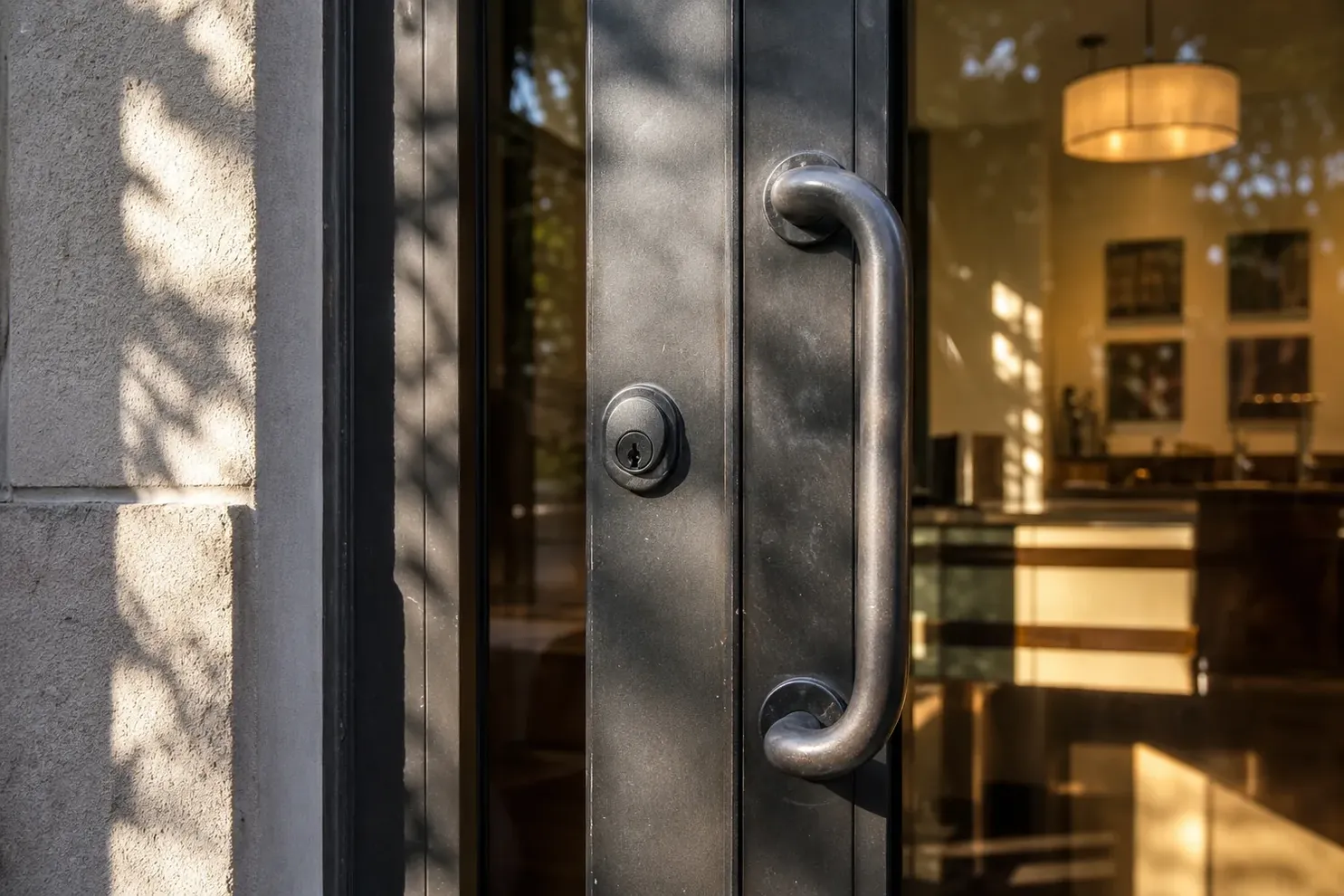 Falcon Locksmith Pros - Lockouts in Kenner